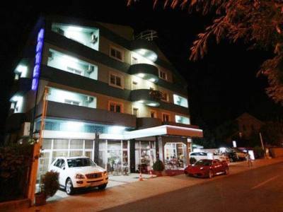 Hotel Kosta'S Podgoriţa Exterior foto